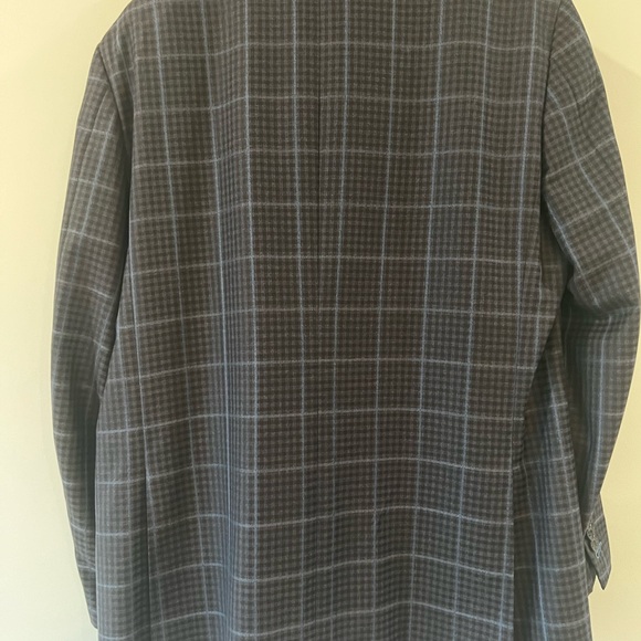 Canali sport coat, gray check, 44R, EUC - Picture 2 of 7